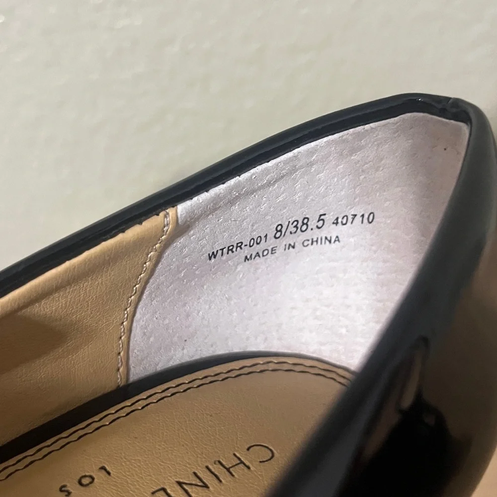 Chinese Laundry Black Patent Platform Pumps 8 - Picture 5 of 8